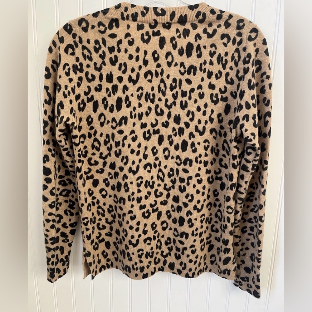 J. Crew Cashmere Crew Neck Sweater in Leopard Print Women Size Small Black Tan - Picture 3 of 4